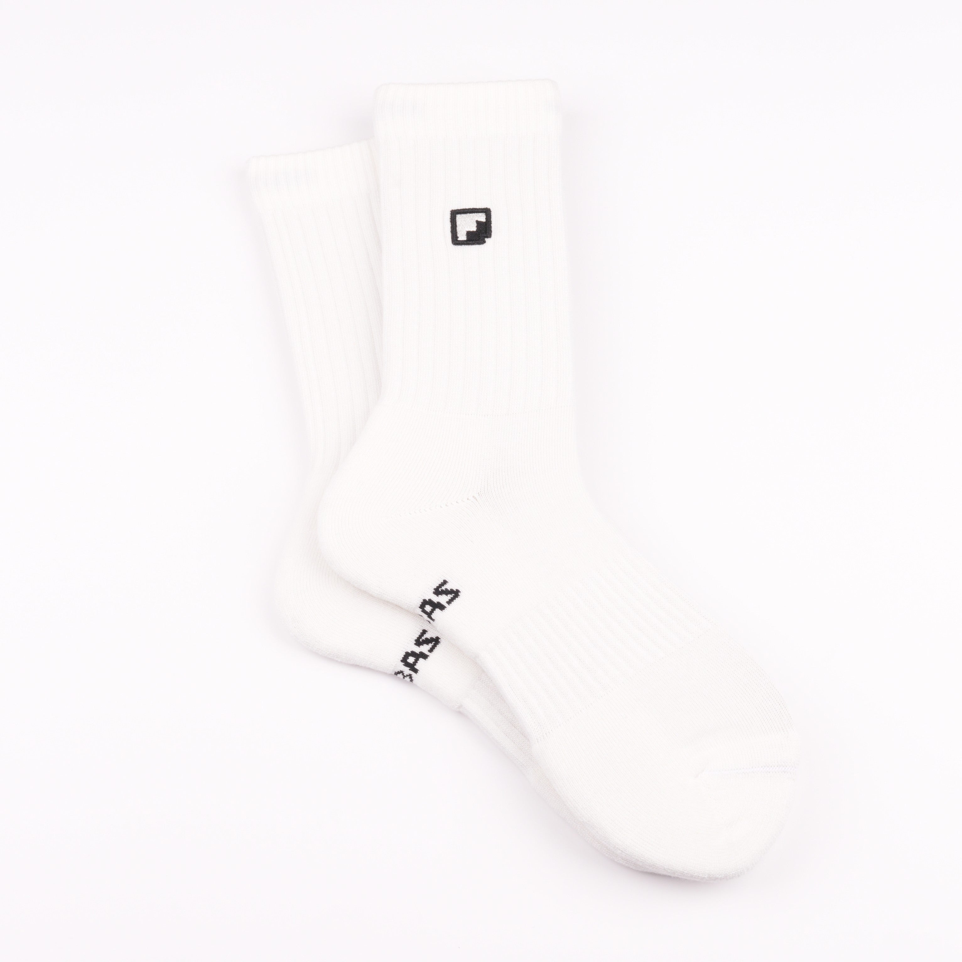 Nakışlı krem crew çorap - çift kat örgü dayanıklı yapı