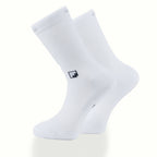 Minimal logo beyaz unisex çorap - premium tasarım