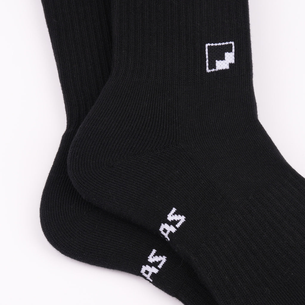 Kaymayan elastik siyah crew çorap - stabil kullanım