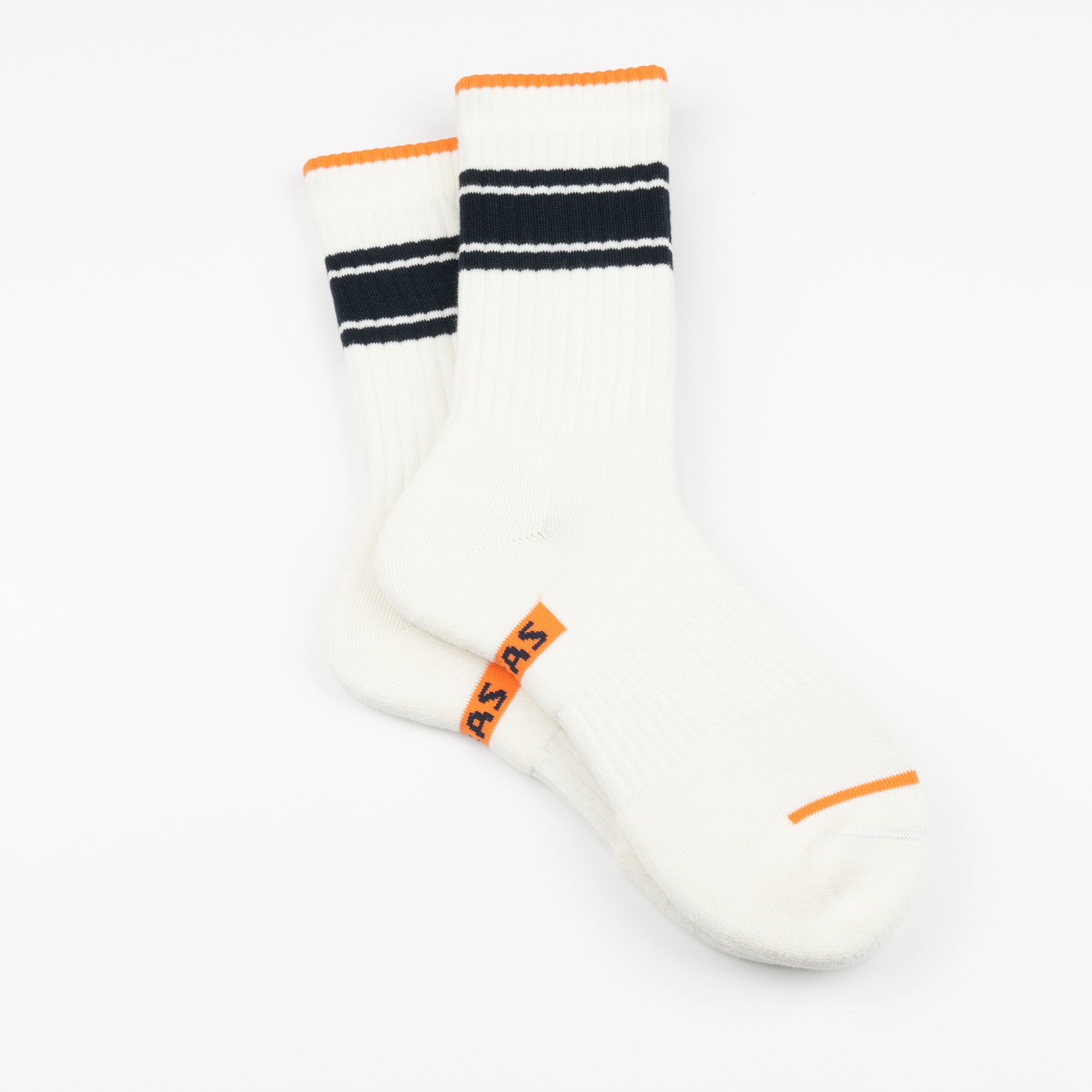 Retro çizgili krem crew çorap - vintage spor estetik